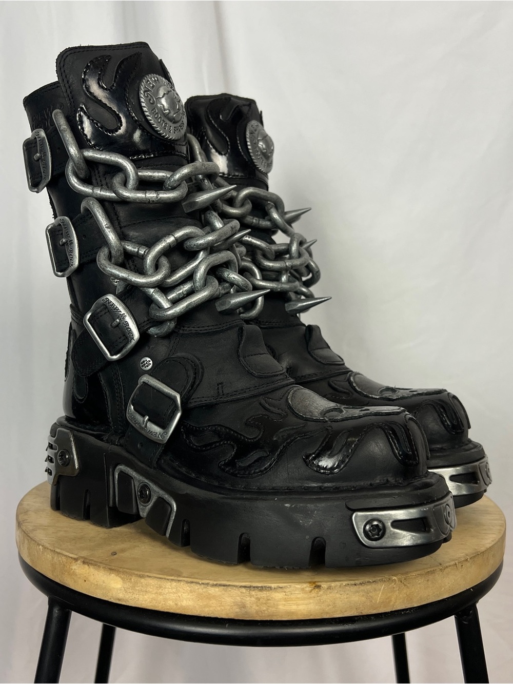 New Rock Black M-727MT-C1 Chained & Spiked Reactor Boots